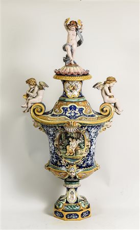 GRANDE VASO IN MAIOLICA POLICROMA - LARGE PAINTED MAJOLICA VASE Ginori,...