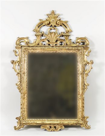 SPECCHIERA IN LEGNO INTAGLIATO E DORATO - GILTWOOD MIRROR fine del XVIII...