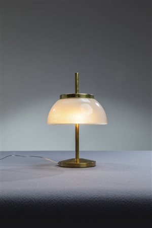 PRODUZIONE ITALIANA<BR>Lampada da tavolo