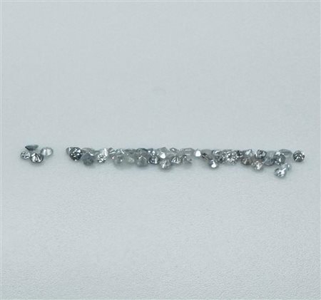 46 DIAMANTI 0,81 CT G-H / SI3-I2 - AI30703-3