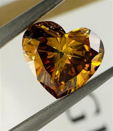 DIAMANTE SINTETICO HPHT 2,02 CARATI FANCY MARRONCINO GIALLO ARANCIATO INTENSO - VVS1 - GIA - MH30402