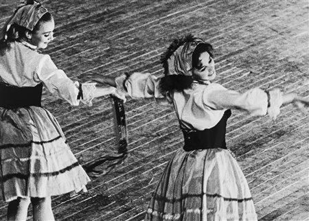 Ferdinando Scianna (1943)  - Moisseiev, Tarantella siciliana, 1966