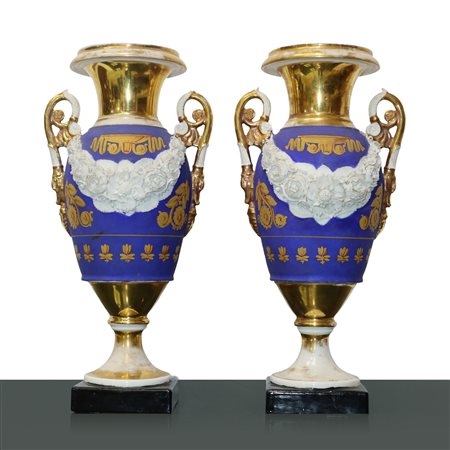 Coppia di vasi in porcellana Sofia, blu di Francia e doratura al mercurio, France 19° secolo