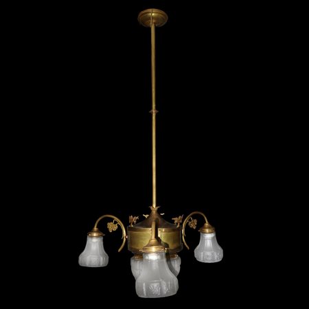 Lampadario Liberty a tre bracci in ottone dorato., primi 20° secolo