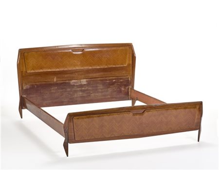 Ico Parisi Letto a due piazze. Cantù, 1950ca. Legno massello e impiallacciato. P