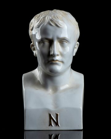 busto di napoleone in porcellana smalatato bianco h 17 cm