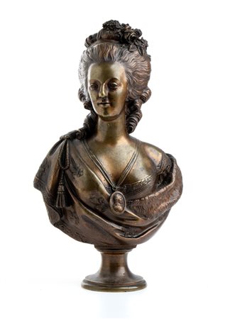 busto bronzeo di Mariantonietta fine XIX 30 cm