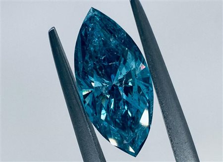 DIAMANTE 2,05 CT Fancy BLU INTENSO - I2 - NUMERO INCISO AL LASER NELLA CORONA - C31202-9-LC