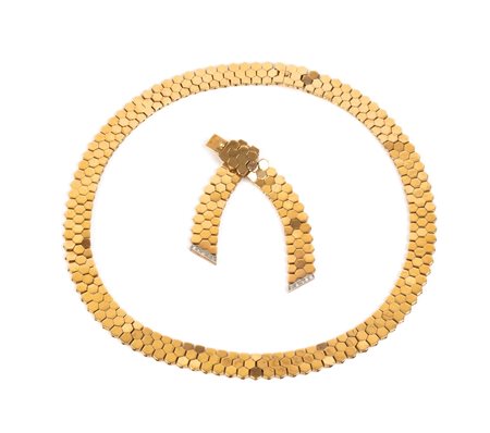 Collana trasformabile in oro e diamanti Anni '40 in oro giallo 18k formata da...