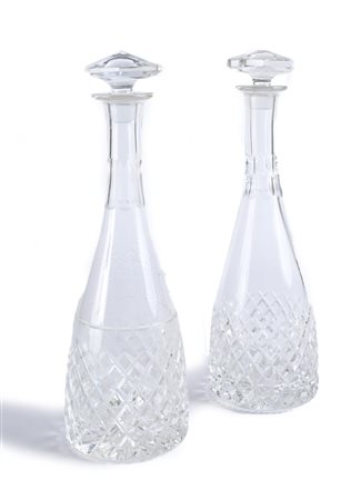 Coppia di bottiglie in cristallo con tappo ottagonale altezza cm 34