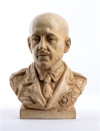  
D'Annunzio, Gabriele (Pescara, 12 marzo 1863 – Gardone Riviera, 1º marzo 1938) 
Terracotta cm.24x18