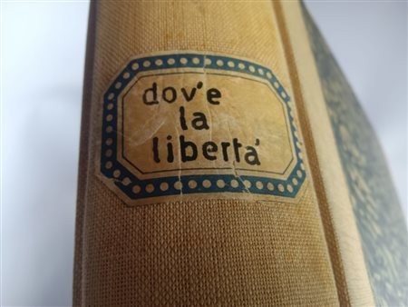  
Grande Album di presentazione film DOV'E' LA LIBERTA' 
 