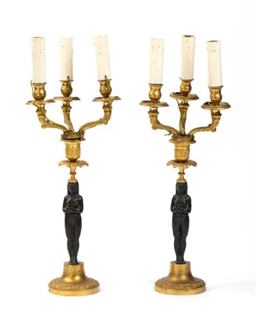 Coppia di lampade francesi in bronzo Retour d’Egypte XIX secolo Altezza x...