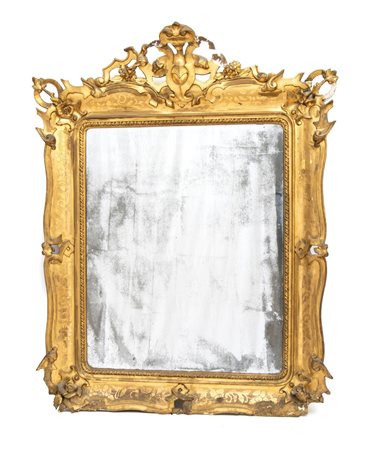 Specchiera dorata italiana XIX secolo Altezza x larghezza 144 x 113 cm....