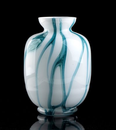 Vaso in vetro di Murano Altezza x diametro: 31 x 20 cm. Peso: 1915 gr. con...