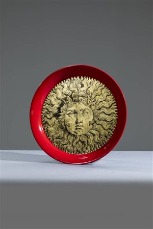 PIERO FORNASETTI<BR>Milano 1913 - 1988<BR>Vassoio mod. Re Sole