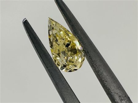 DIAMANTE 0,36 CT GIALLO INTENSO - I1 - BB40301-4