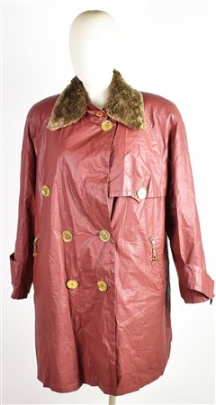 Gianfranco Ferre' Fourrures RAINCOAT DESCRIPTION: Bordeaux raincoat with fur...