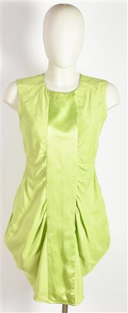 Paul Smith GREEN DRESS DESCRIPTION: Green sheath dress with detail on the...