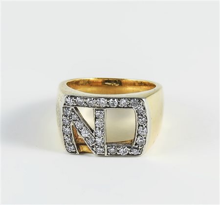 ANELLO IN ORO GIALLO E DIAMANTI - GOLD AND DIAMONDS RING con inziali ND...