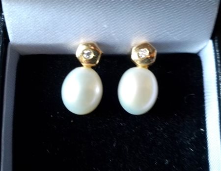 Orecchini Anni 80 in Oro 750 KT 18 Con Diamanti 0,06 e Perle Akoya Originali...