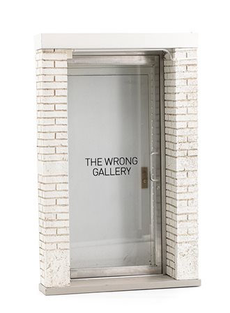 MAURIZIO CATTELAN, MASSIMILANO GIONI, ALI SUBOTNICK – The Wrong Gallery, 2005