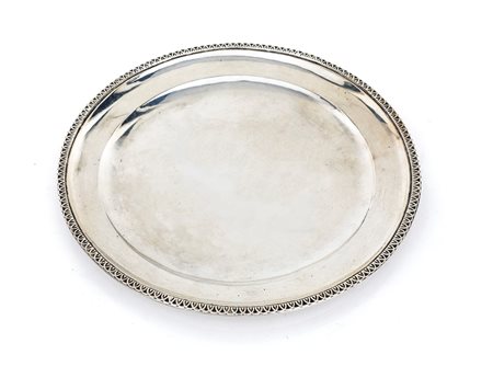 Piccolo piatto in argento, Roma, Stato Pontificio, dopo il 1815, argentiere...