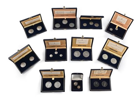 Lotto riproduzioni di monete antiche in argento per conto della Banca di Roma