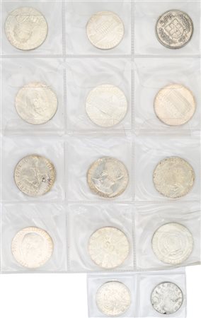 Lotto di 14 monete: 10 monete da 50 Scellini Austria; 1 moneta da 25 Scellini...