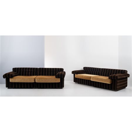 AFRA E TOBIA SCARPA, Coppia di divani modello “Erasmo”