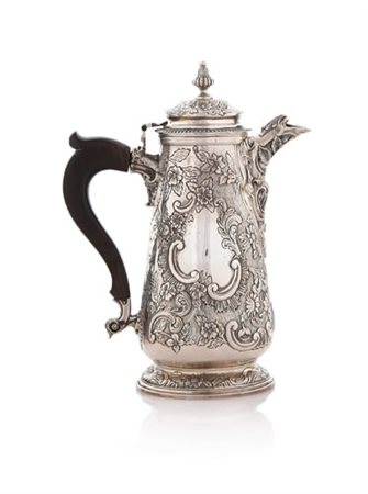 ARGENTI D'EPOCA CAFFETTIERA GIORGIO III IN ARGENTO, LONDRA, 1812, piriforme...