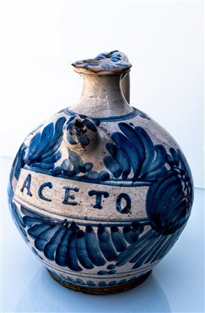 Orciolo monoansato del XVIII secolo blu con al fronte in lettere capitali scritta ACETO   