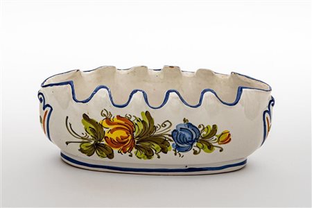 Rinfrescatoio per bicchieri con decoro floreale   Manifattura di Castelli (TE) degli anni '40 del XX secolo