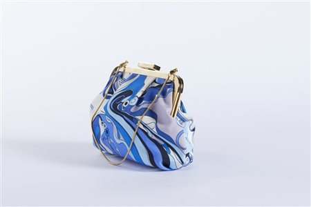 PUCCI - Pochette nei toni del blu e azzurro.