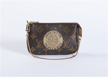 VUITTON LOUIS - Clutch bag mini.