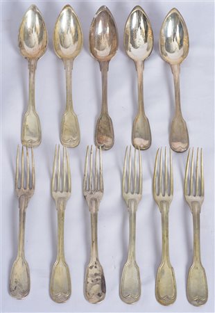 5 cucchiai e 6 forchette in argento Manifattura inglese, seconda metà XIX...