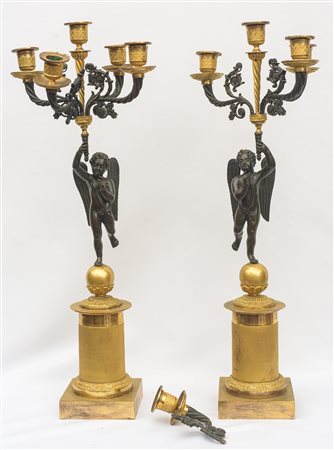 Coppia di candelabri Manifattura francese, prima metà XIX secolo 60 cm in...