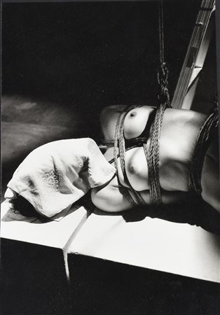 Araki Nobuyoshi SENZA TITOLO, 2007 stampa offset in bianco e nero estratta da...