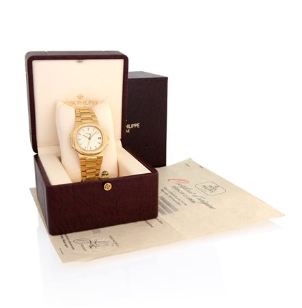 PATEK PHILIPPE REF. 3800PATEK PHILIPPE GENEVE NAUTILUS REF. 3800/001 DEL...