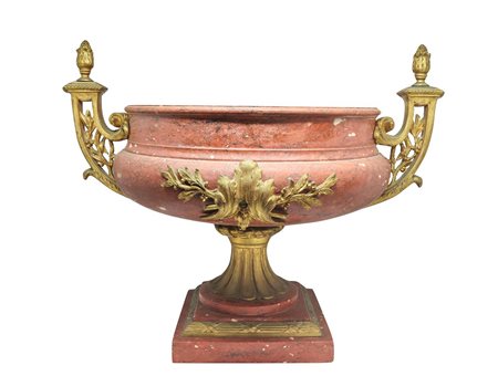 Splendido vaso in marmo rosso con alzata in forma neoclassica , XIX Secolo, Napoleon III