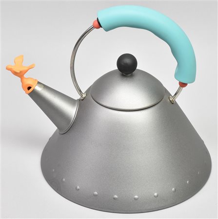 Michael Graves B 9093 PER ALESSI, 1985 bollitore in metallo con inserti in...