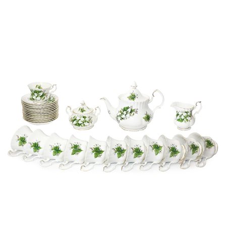 Royal Albert Bone China - SERVIZIO DA THE IN PORCELLANA Composto da 12 tazzine con piattino,  lattiera e zuccheriera. Decorate con fior