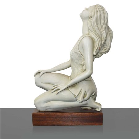 Gianni Visentin (1938-2010)  - Donna, scultura in biscuit