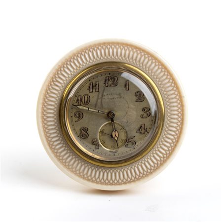 Pase, Keen - & Page - Plymouth  Orologio da tavolo Art Déco in avorio marino  Inghilterra, anni '20 - '30