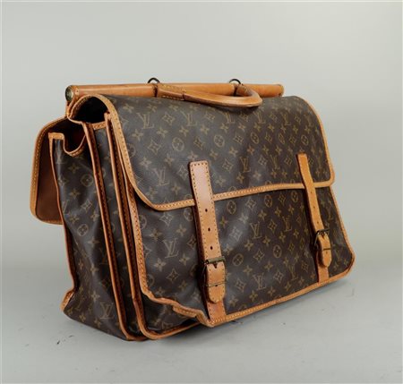 A Louis Vuitton Kleber Sac Chasse / Hunting bag, travel bag. 45 x 50 cm.