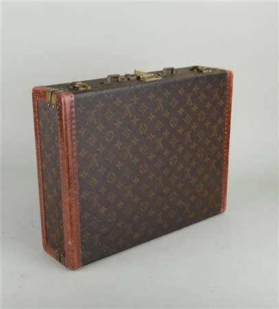 Louis Vuitton 'President Briefcase' 1st Edition. Handle missing. 33 x 43 x 11...