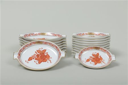 A set of 18 ashtrays in Apponyi orange decor. Herend, 20th century.Diam. 10 -...