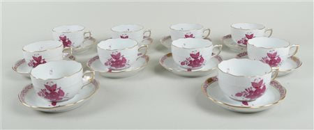 A set of ten teacups and saucers in Apponyipink decor. Herend, 20th century.