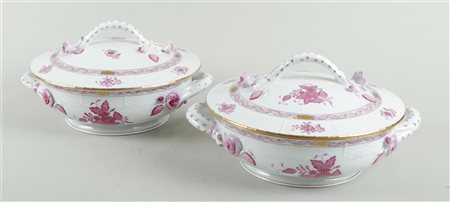 Set of two covered tureens in Apponyipink decor. Herend, 20th century.15 x 30...