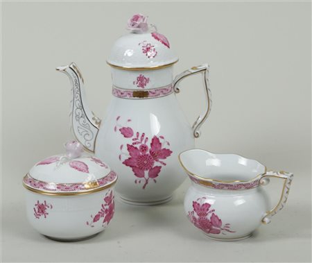 A porcelain coffee pot and cream set in Apponyipink decor. Herend, 20th...